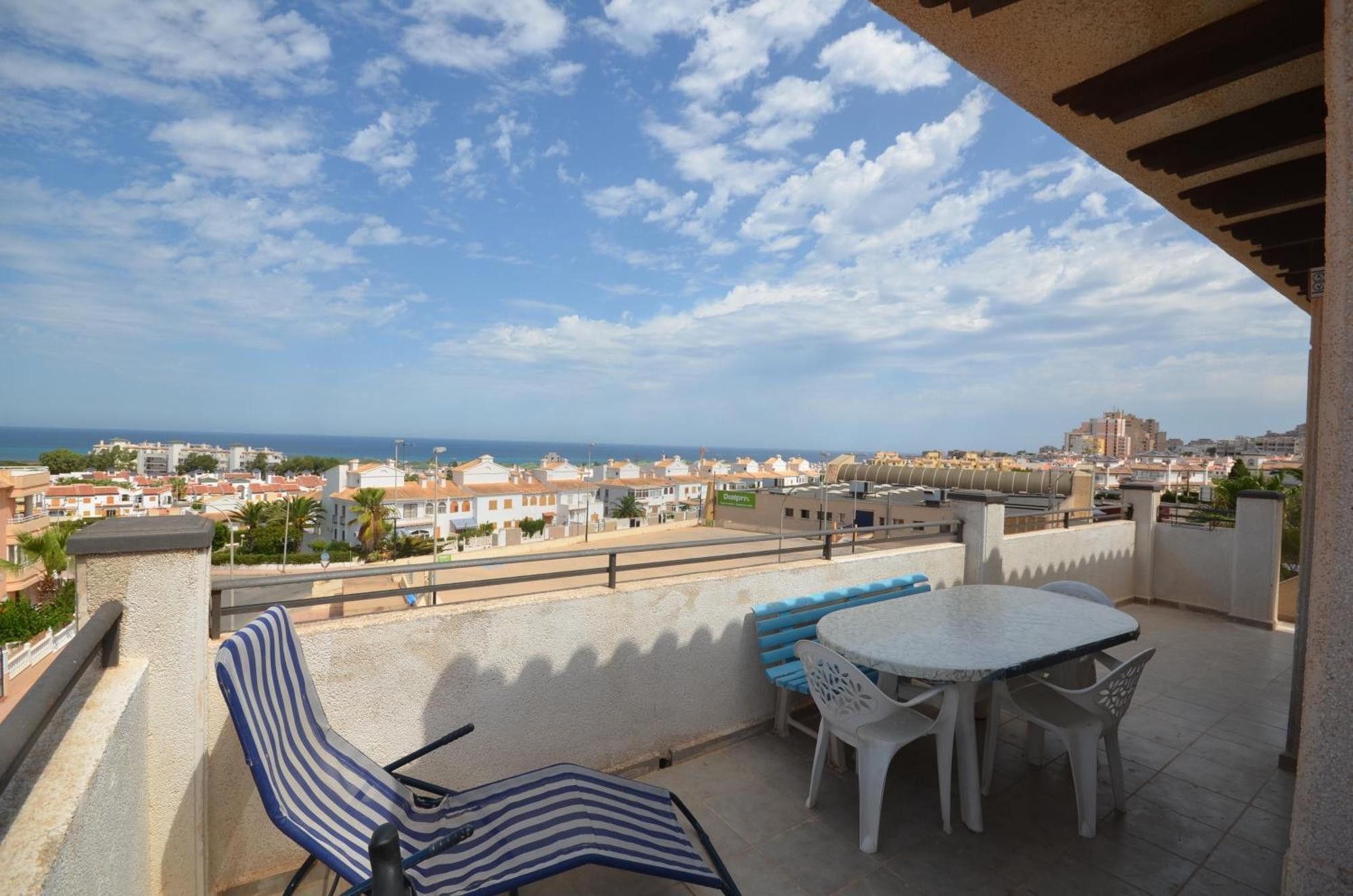 Atico Con Vistas Increibles, 3 Torrevieja